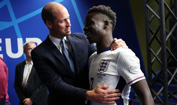 prince william hugs bukayo saka euros