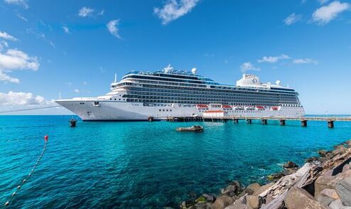 cruise-guests-dress-code-first-day