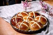 hot cross buns british food american