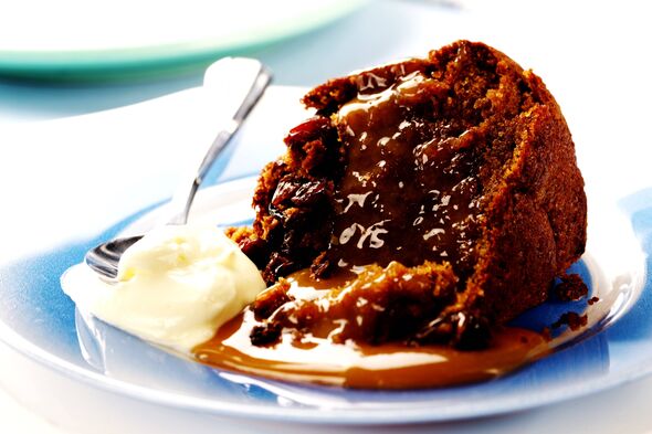 slow-cooker-sticky-toffee-pudding-recipe