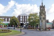 Kenilworth tourism castle uk market town 