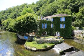 french-town-quintessential-fairytale