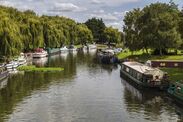 pretty uk town island cambridge 