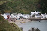 discover-ty-coch-inn-magical-welsh-pub-llyn-peninsula-world-class-views