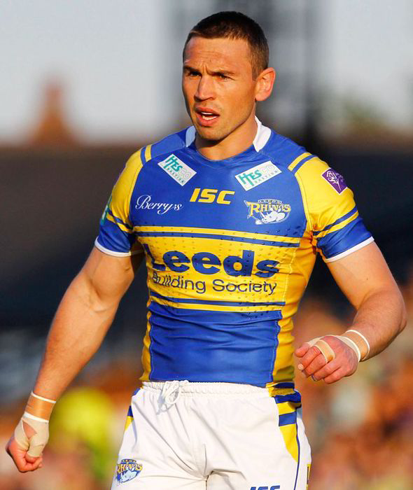 kevin sinfield, broncos, england, skipper, 500, appearance, gcse