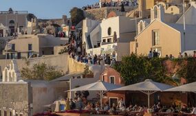 santorini tourists busy greece video tiktok 