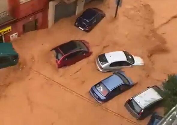 valencia floods spain pictures