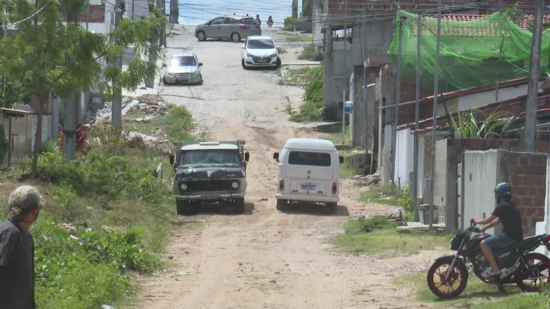 Calendário JPB no Alto do Céu: moradores esperam que uma rua seja calçada