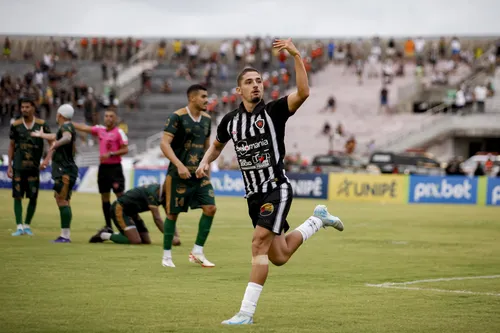 
				
					Botafogo-PB x Nacional-PB pelo Campeonato Paraibano 2025: Belo estreia bem e vence por 4 a 2
				
				