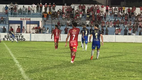 
				
					Esporte de Patos vence o Pombal por 3 a 0 e assume a liderança do Paraibano
				
				