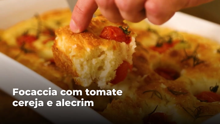 Thumbnail - O chef Pedro Kucht ensina a preparar uma deliciosa focaccia com tomatinhos e alecrim.