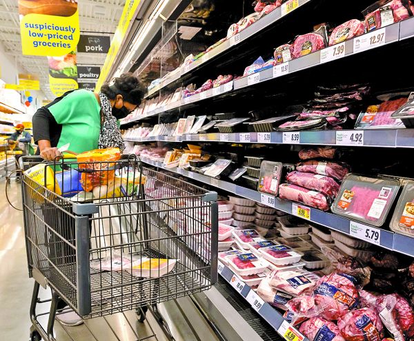 El supermercado alemán Lidl busca reducir su dependencia estadunidense. MICHAEL REYNOLDS/EFE