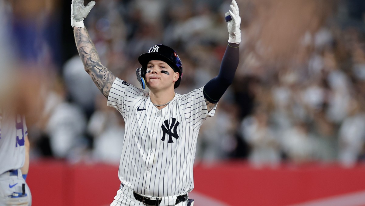 Alex Verdugo colabora en victoria de Yankees ante Royals en Serie Divisional (AP)