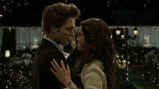 Bella and Edward dancing at Prom