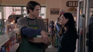 Lorelai and Dean at Doose's market