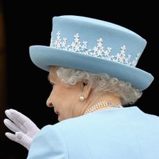 Queen Elizabeth waving