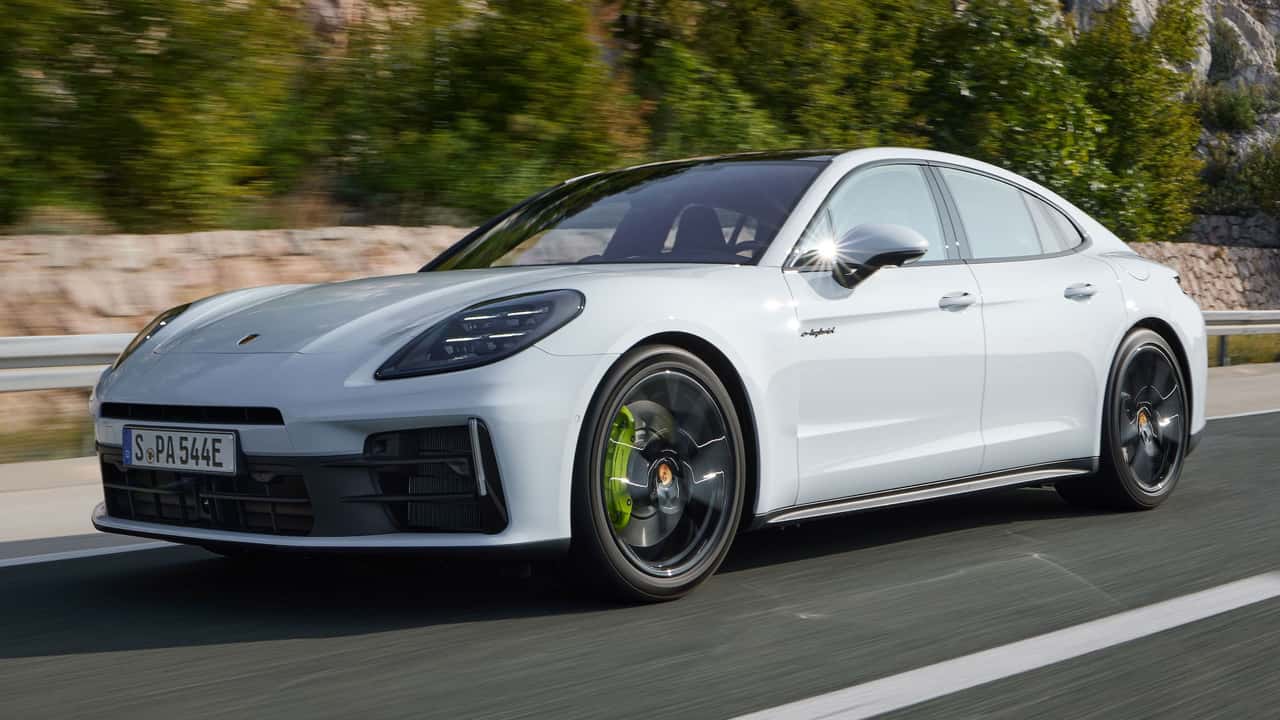 2024 Porsche Panamera E-Hybrid