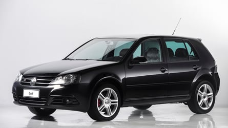 Volkswagen incorpora Golf MK4,5 em seu acervo