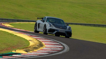 Porsche 718 Cayman GT4 RS (Lançamento BR)