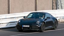 Porsche 911 Hybrid roda em testes na Europa