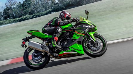 Kawasaki lança Ninja ZX-4R 2024 no Brasil