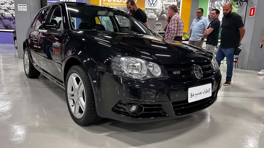 Exclusivo do Brasil, VW Golf MK4,5 entra no acervo da marca