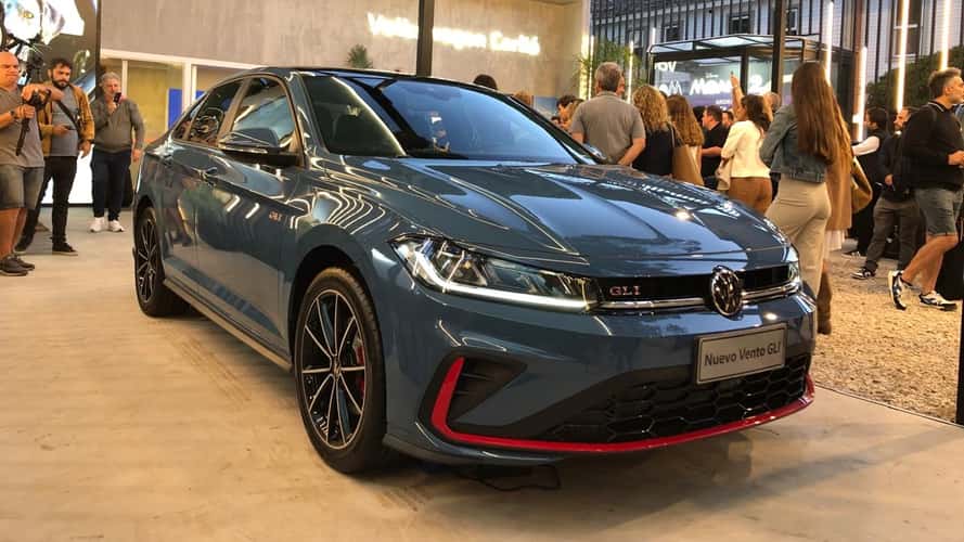 Em breve no Brasil, novo VW Jetta GLI já chegou à Argentina