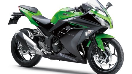 Kawasaki Ninja 300 2023 volta ao Brasil