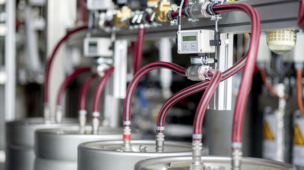 Equipamento técnico para o eletrolisador de uma fábrica de produção de hidrogênio - Sputnik Brasil