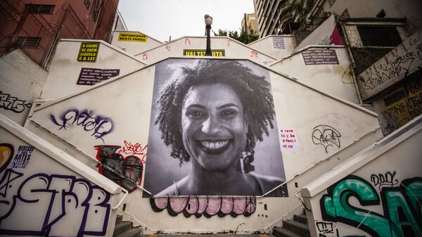 Homenagem no escadão da rua Cardeal Arco Verde, no bairro de Pinheiros, São Paulo, para a vereadora do Rio de Janeiro Marielle Franco,  assassinada em 2018 - Sputnik Brasil