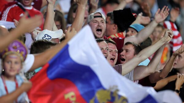 Torcedores russos antes de jogo de qualificação para a Eurocopa de 2020 no estádio GSP, em Nicósia, no Chipre, em 13 de outubro de 2019. - Sputnik Brasil