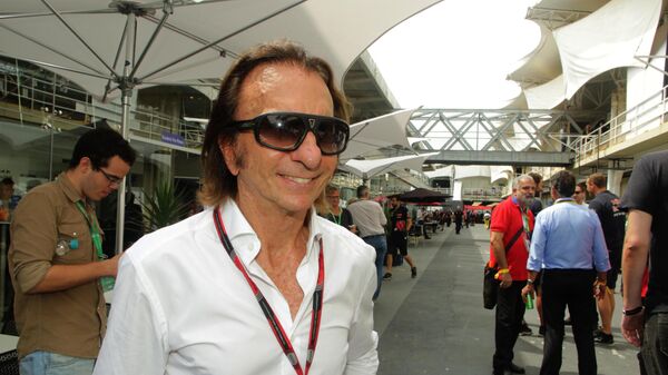 O ex-piloto Emerson Fittipaldi no Grande Prêmio do Brasil de Fórmula 1, no autódromo de Interlagos, em São Paulo, em 2015 (foto de arquivo) - Sputnik Brasil