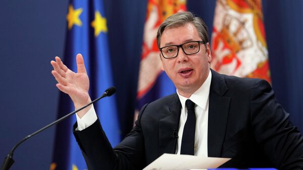 O presidente sérvio, Aleksandar Vucic, discursa à nação em entrevista coletiva em Belgrado. Sérvia, 6 de maio de 2022 - Sputnik Brasil