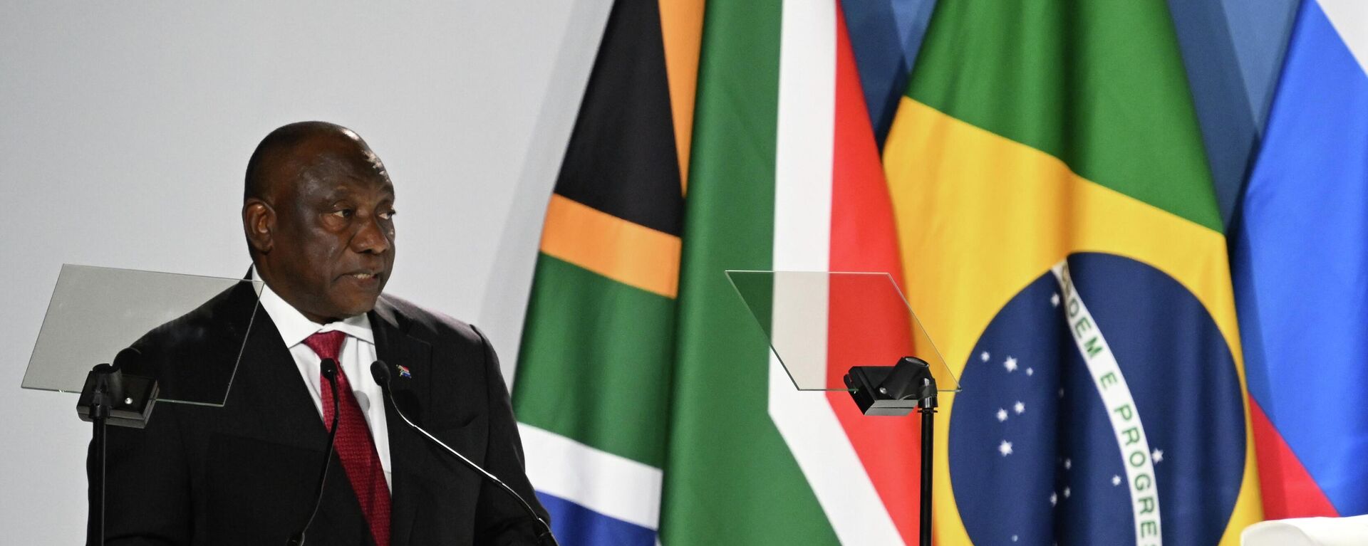 Cyril Ramaphosa, presidente sul-africano, discursa durante a 15ª cúpula do BRICS, em Joanesburgo, na África do Sul - Sputnik Brasil, 1920, 13.08.2024