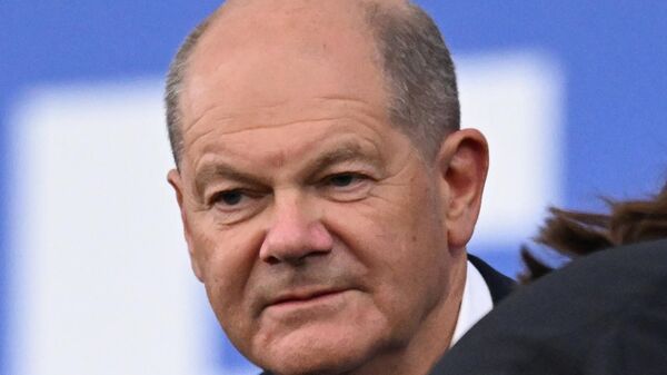 Olaf Scholz, chanceler alemão, assiste à partida de futebol do UEFA Euro 2024 entre a Suíça e a Alemanha na Frankfurt Arena, em Frankfurt am Main. Alemanha, 23 de junho de 2024 - Sputnik Brasil