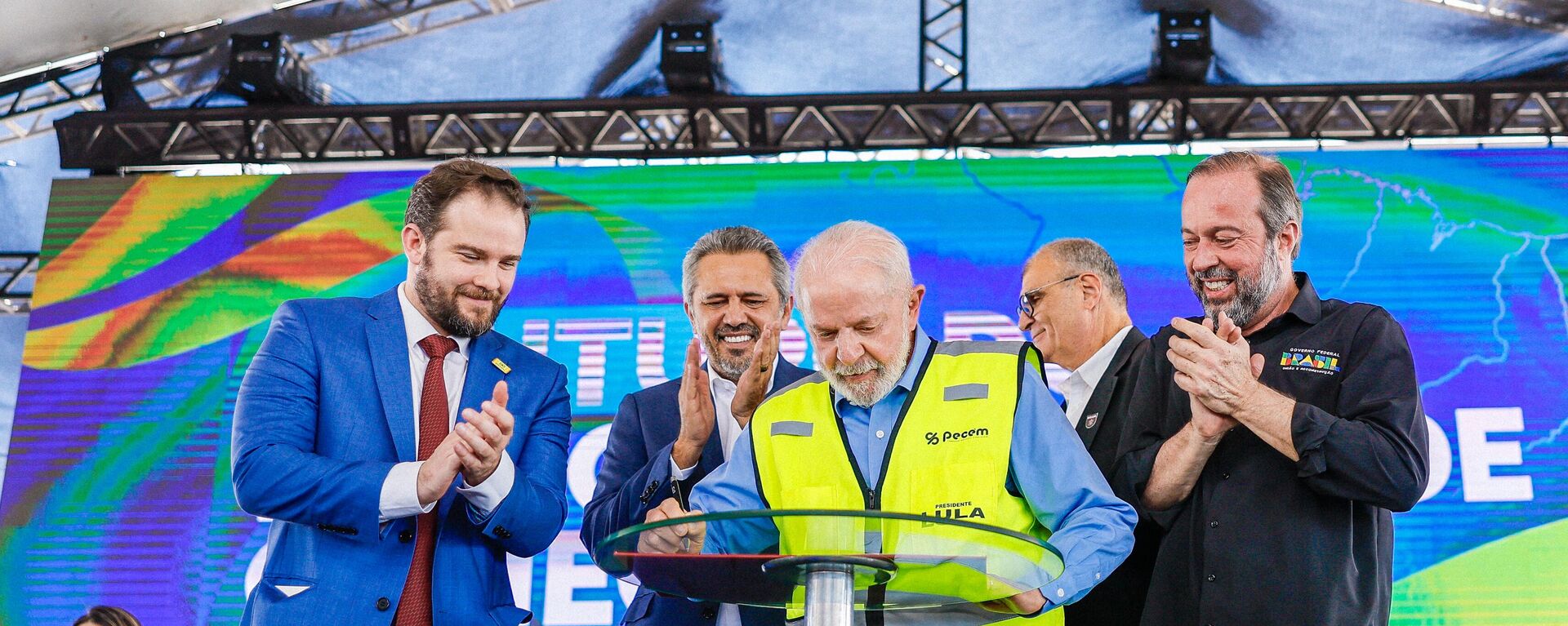 O presidente Luiz Inácio Lula da Silva durante o anúncio da Política Nacional do Hidrogênio de Baixa Emissão de Carbono, em evento no Ceará. Caucaia, 2 de agosto de 2024 - Sputnik Brasil, 1920, 02.08.2024