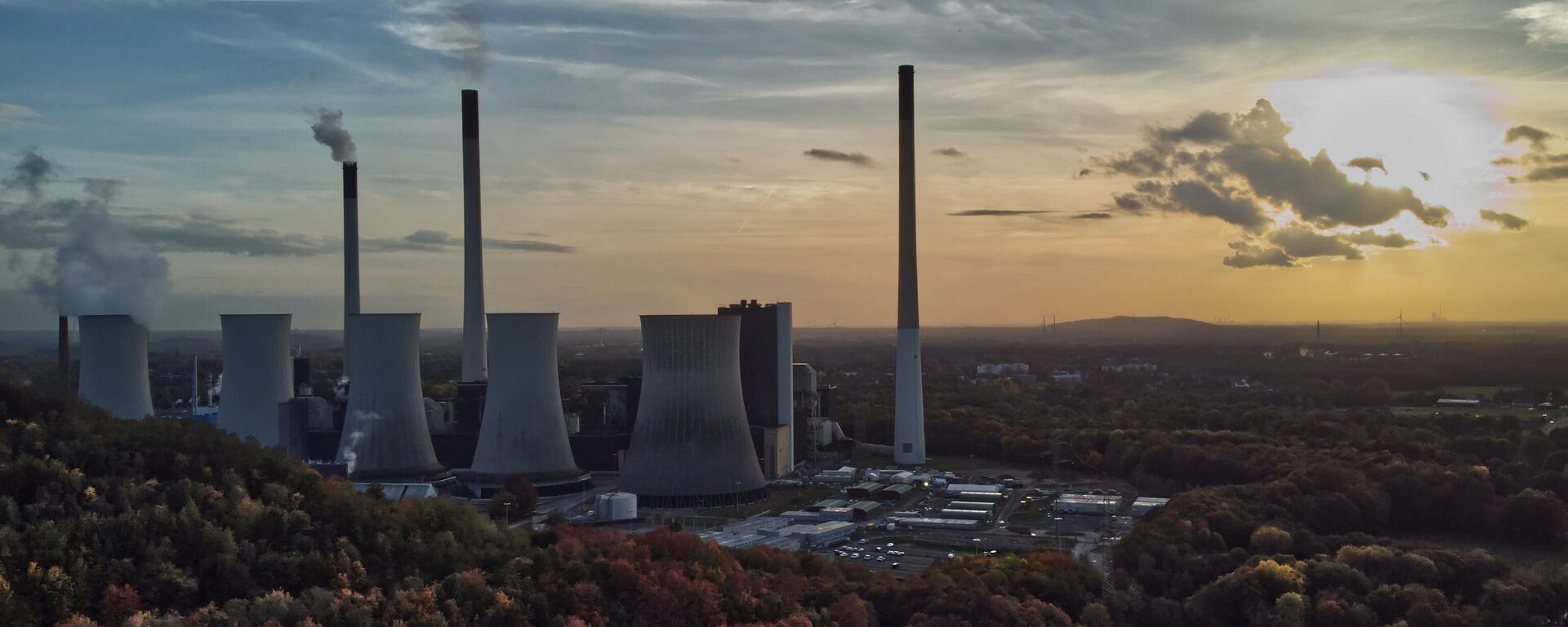 A central elétrica Scholven da empresa de energia Uniper em Gelsenkirchen, Alemanha, 22 de outubro de 2022 - Sputnik Brasil, 1920, 08.09.2024