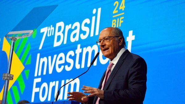 O vice-presidente do Brasil e ministro do Desenvolvimento, Indústria, Comércio e Serviços, Geraldo Alckmin, durante o 7º Fórum Brasil de Investimentos, em São Paulo (SP), em 28 de outubro de 2024 - Sputnik Brasil