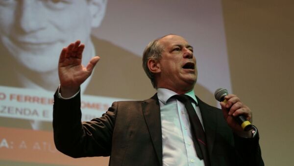 Ciro Gomes na abertura da II Semana de Políticas Públicas da UFABC, organizada pelo Centro Acadêmico de Políticas Públicas (CAPOL) e alunos do curso. - Sputnik Brasil