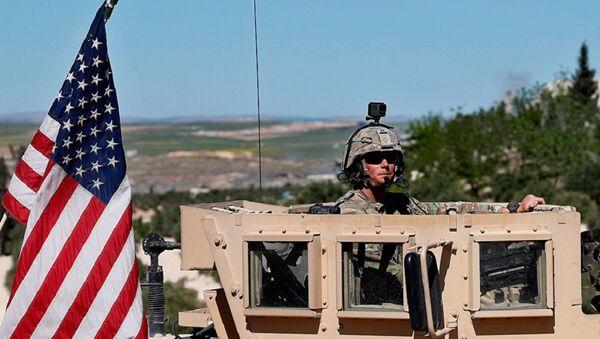 Militar norte-americano na cidade de Manbij, Síria - Sputnik Brasil