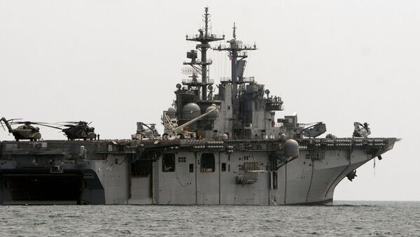 Navio de assalto anfíbio USS Boxer (imagem referencial) - Sputnik Brasil