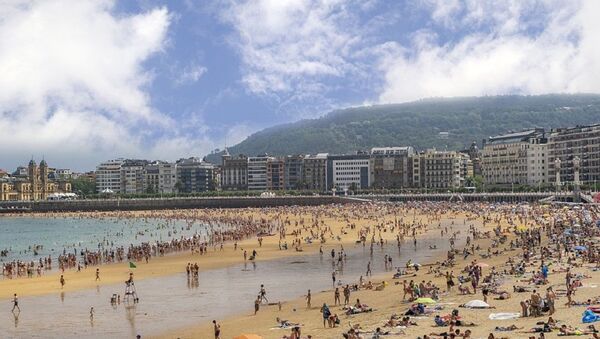 Praia de San Sebastián em Barcelona, Espanha - Sputnik Brasil