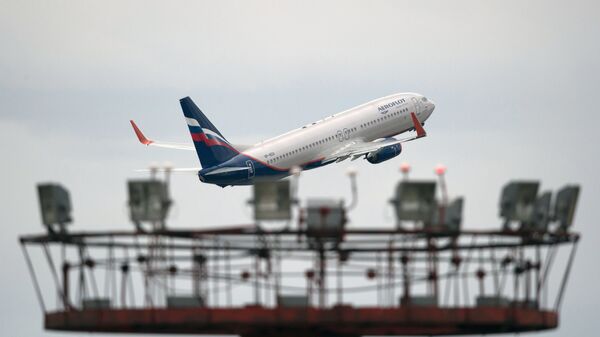 Boeing 777 da companhia aérea russa Aeroflot decola no aeroporto Sheremetevo em Moscou - Sputnik Brasil