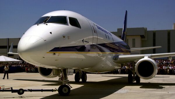 Jato E170 da Embraer em São José dos Campos, no interior de São Paulo - Sputnik Brasil