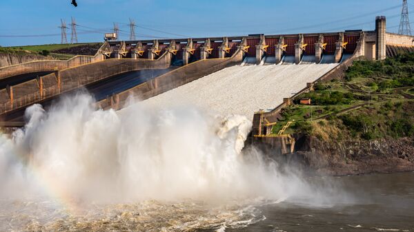 Usina binacional de Itaipu. - Sputnik Brasil