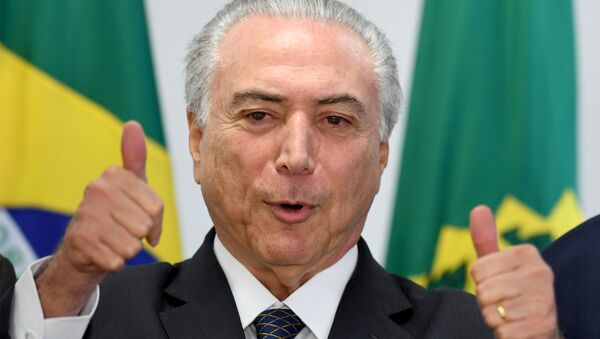 Presidente interno do Brasil Michel Temer durante a reunião no Palácio do Planalto, Brasil, 13 de julho de 2016 - Sputnik Brasil