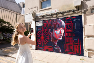 New Taylor Swift fan mural unveiled in London: Kate Claxton - mural fan artist winner