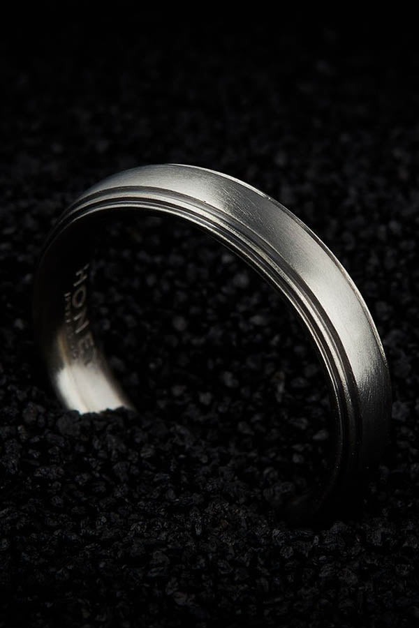 Striped Wedding Band (5mm)