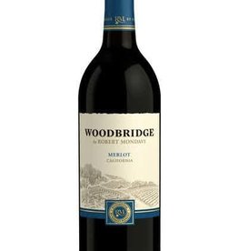 Woodbridge merlot 2017 ABV 13.5% 187 ML