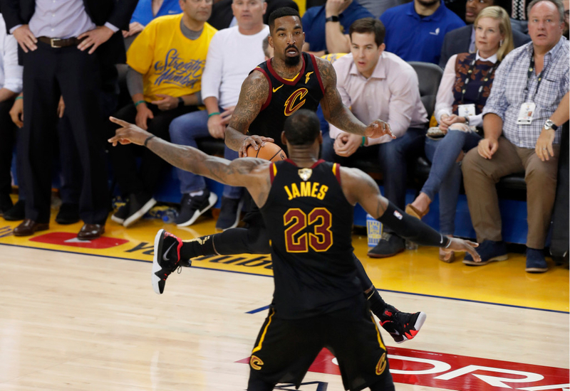 Golden State Warriors Versus Cleveland Cavaliers